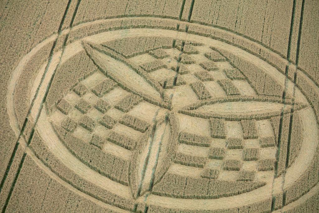 Barton Stacey Belt, Nr South Wonston, Hampshire. 9th July 2023 Wheat. c.180 feet(55m)diameter